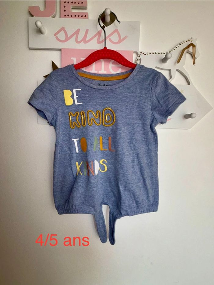 T-shirt 4/5 ans