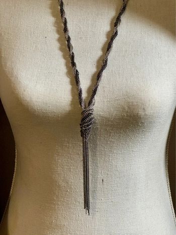 Collier sautoir chaînes éboulés tressées acier inoxydable argent et noir