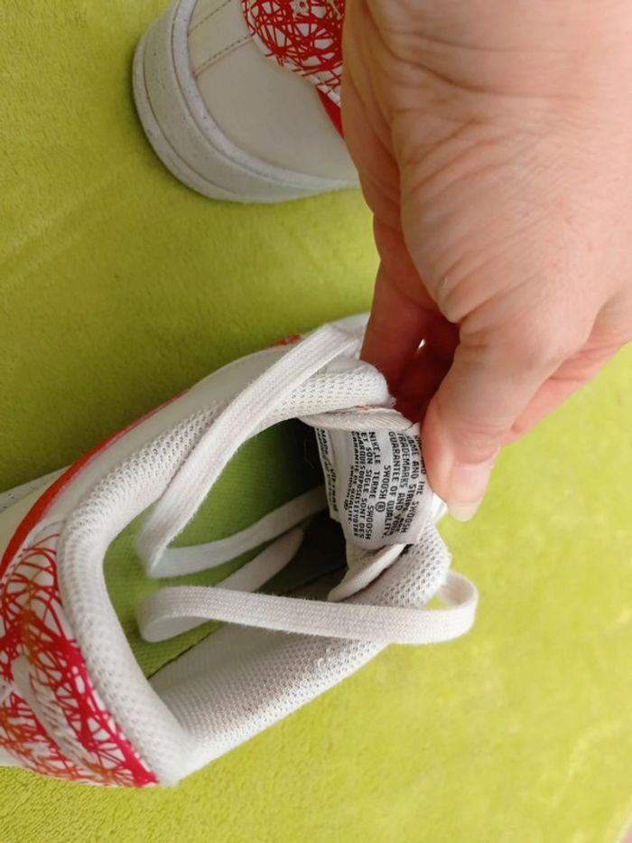 Air force 1 modèle junior taille 39 - photo numéro 4