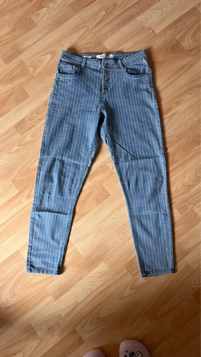 Pantalon à ligne - photo numéro 4