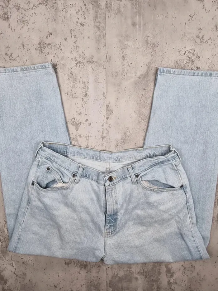 Jean Wrangler bleu clair – Taille 38x29 US / 48 FR Homme (mesures en photos) - photo numéro 2