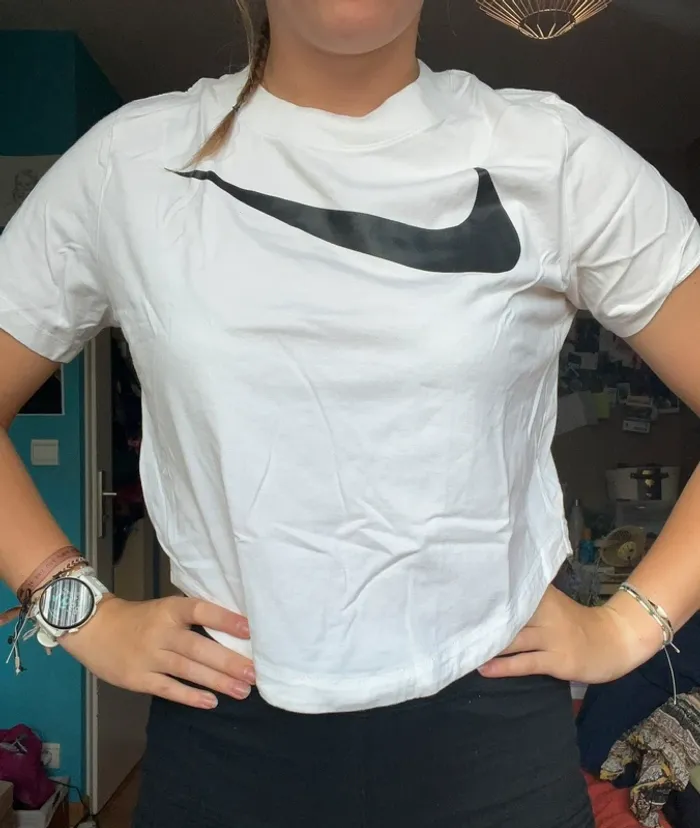 Crop top Nike blanc – bon état