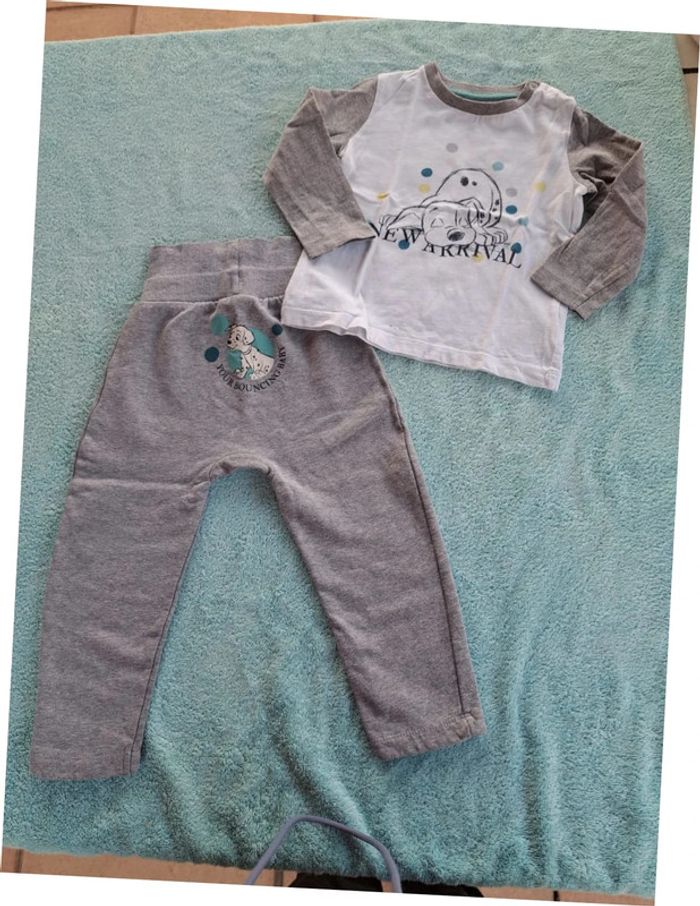 DISNEY 101 dalmatiens Ensemble T-shirt ML et pantalon jogging