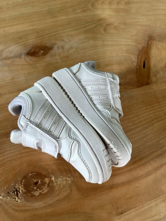 Adidas 🤍 Hoops 3.0 CF I – Pointure 24 - photo numéro 7
