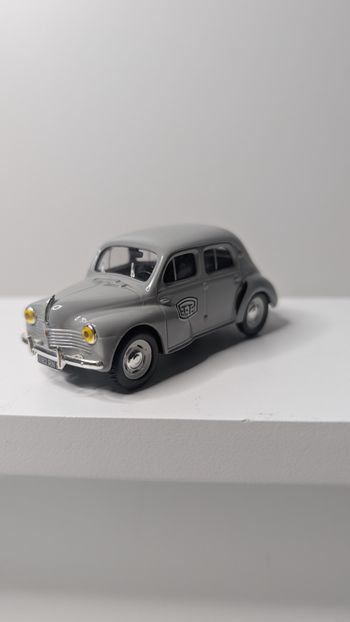 [Norev] La Poste Renault 4cv 1946