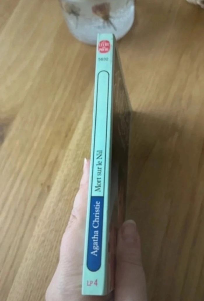 Livre Agatha Christie Mort sur le Nil - photo numéro 3