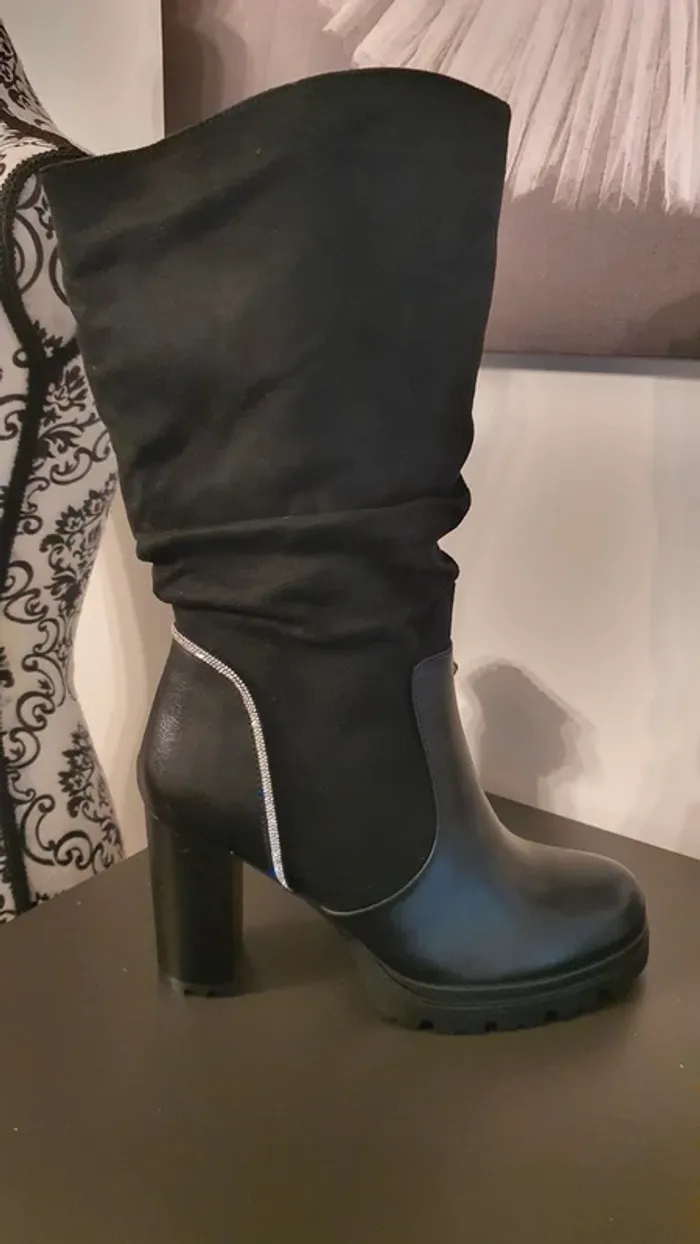 Bottines strassées