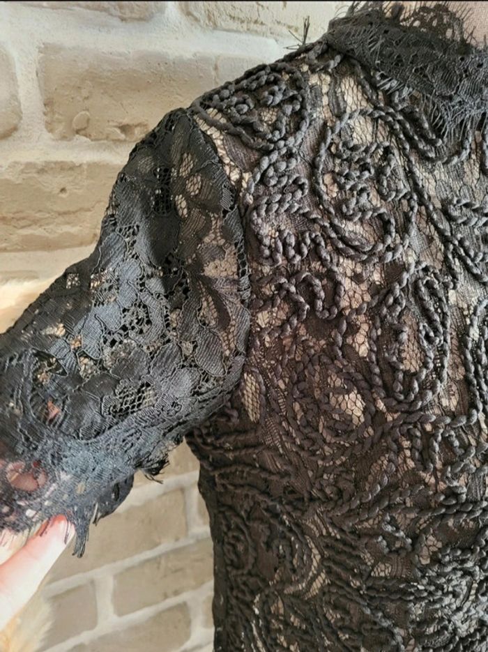 Blouse en dentelle noire Zara - Neuve avec étiquette - photo numéro 8