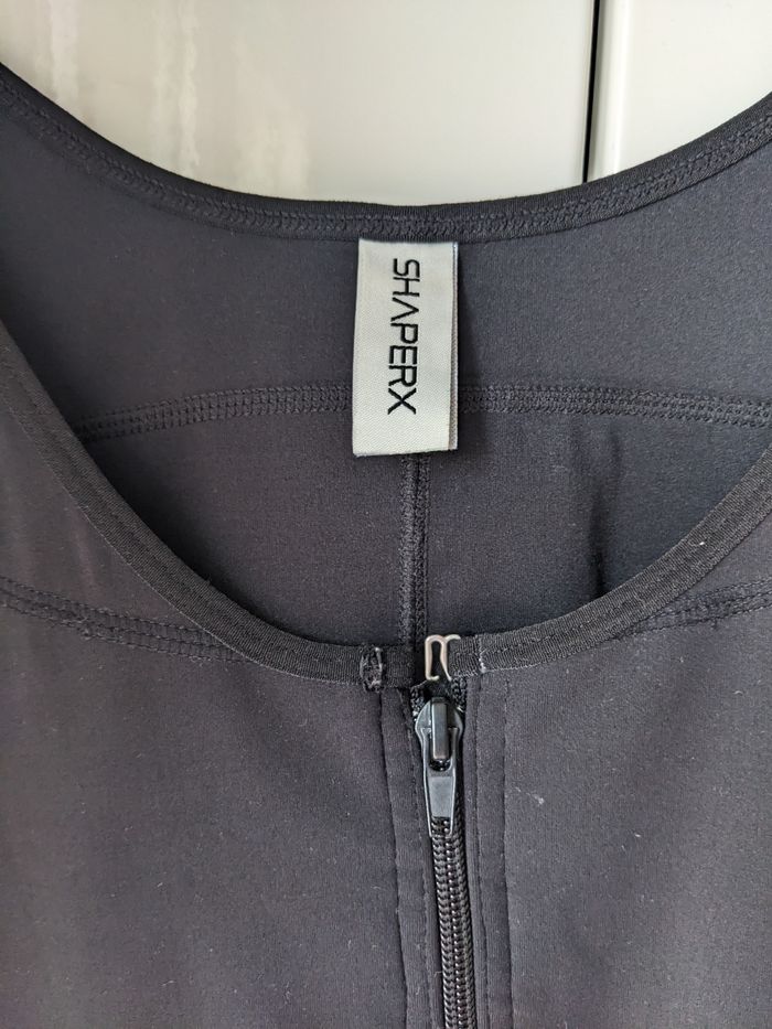 Body gainant femme - photo numéro 3