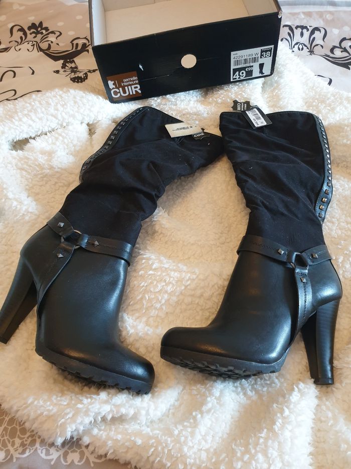 Bottes talons hauts - photo numéro 2