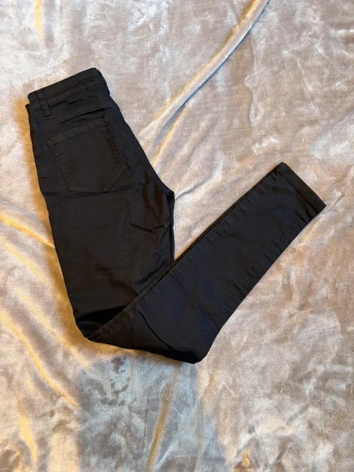 Lot de 2 pantalons noir taille 36 - photo numéro 8