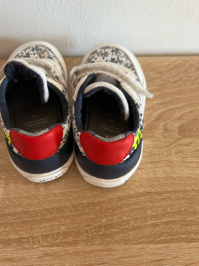 Basket geox bon état taille 22 - photo numéro 3