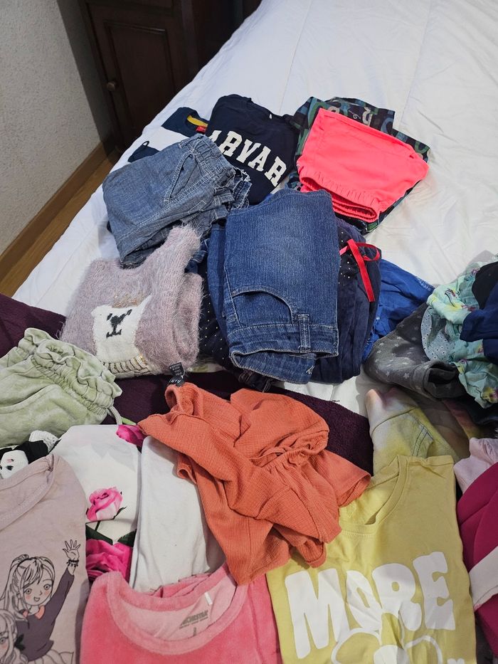Lot de vêtements filles  et garçons  taille de 5.a 8 ans - photo numéro 8