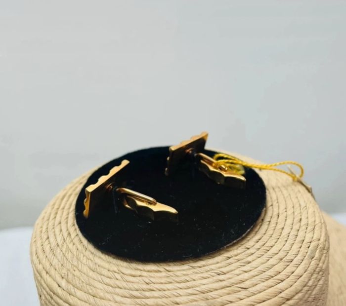 🔥 Boutons de manchettes chic vintage . Neuf. Plaqué or. - photo numéro 3