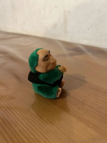peluche pince doigt Bébête François Mitterrand, ou Kermit