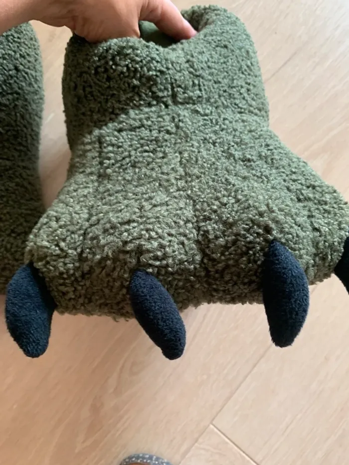 Chaussons monstre 41/42 - photo numéro 5