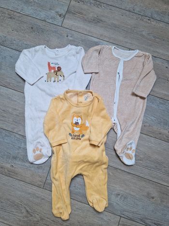 Lot pyjama velours mixte 6 mois