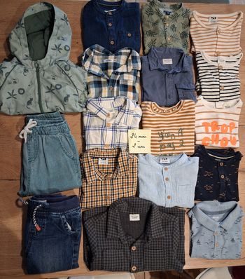 Lot vêtements 24 mois garçon TBE
