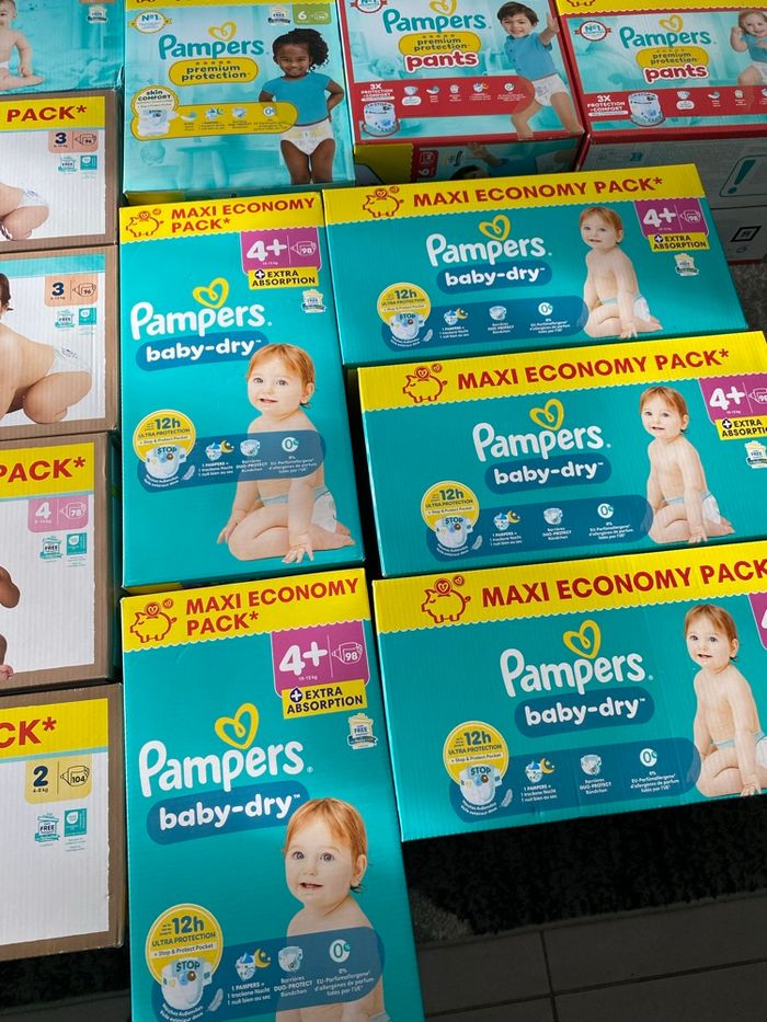Couches Pampers - photo numéro 2