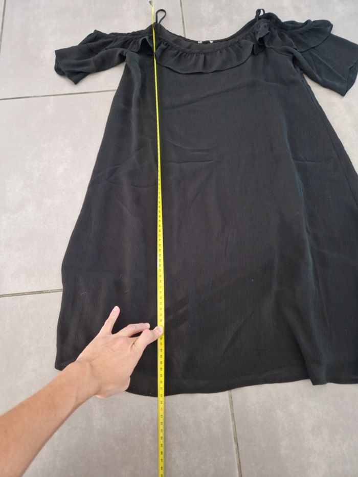 Petite robe noire - photo numéro 4