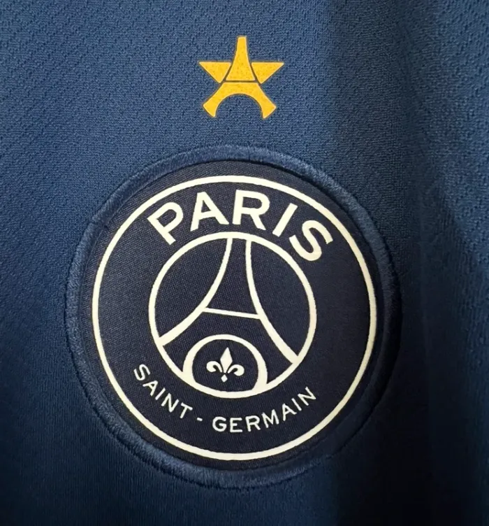 Maillot Collector Fourth Match PSG Jordan Dri-FIT 24/25 - Champions of Europe 2025 - photo numéro 5
