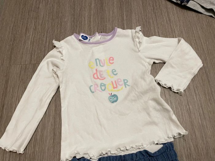 Magnifique ensemble 3 pieds chaud 24 mois - photo numéro 2