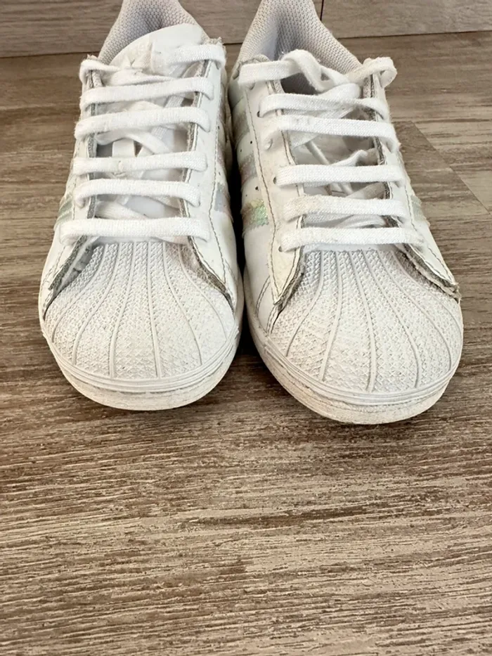 Baskets basses Adidas Superstar - photo numéro 4