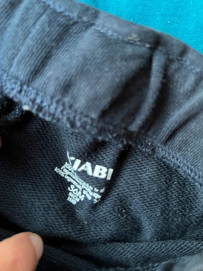 Ensemble fille short Kiabi et t-shirt à manches petit béguin  longues 3 ans - photo numéro 2