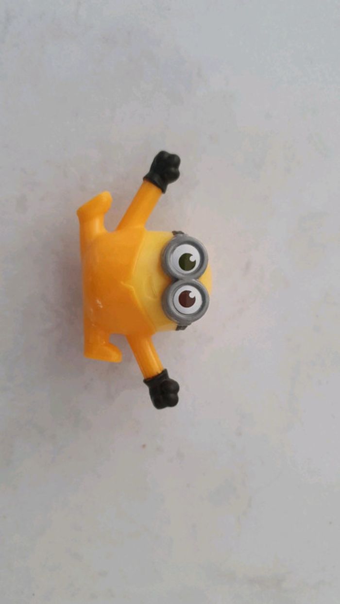 Figurine minion mc do Neuf v4 - photo numéro 2