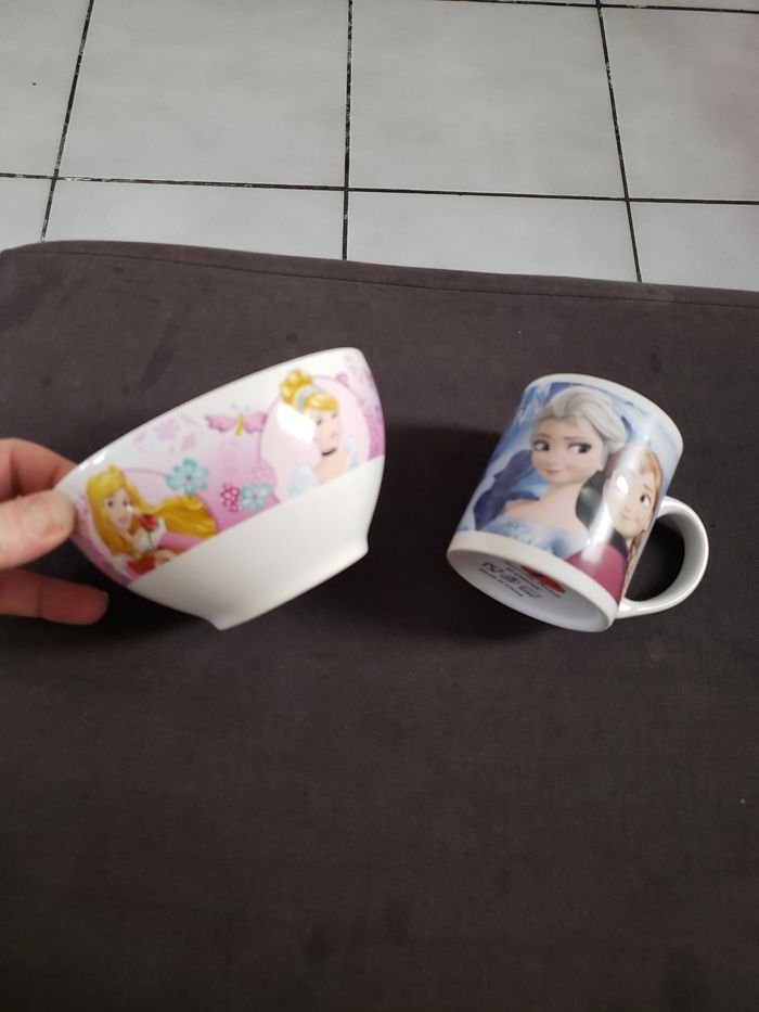 Bol Princesses et mug reine des neiges