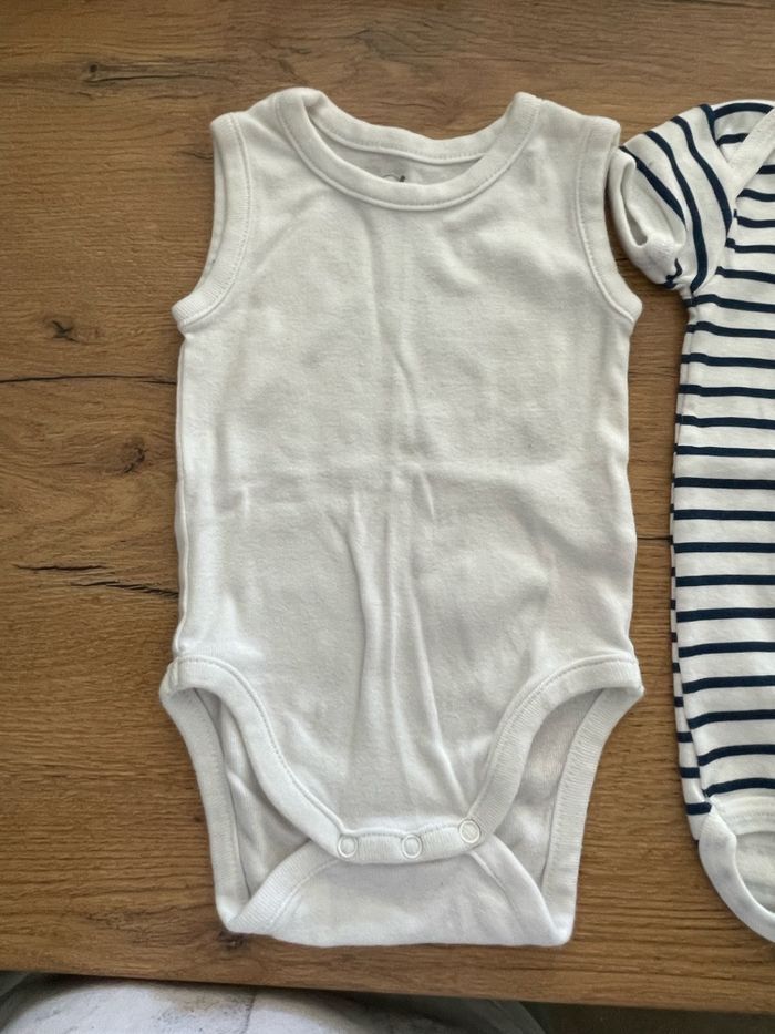 Lot Bodies sans manches - photo numéro 3