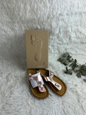 Paire de tong or rose Plakton taille 33