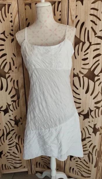 Robe asymétrique fine bretelles T 44 Coton du Monde