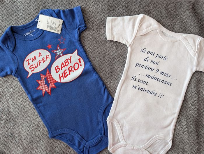 NEUF, lot de 2 bodies Kiabi et autre, 18/24 mois