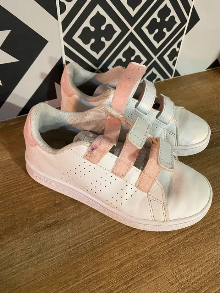 Baskets adidas taille 30. - photo numéro 9
