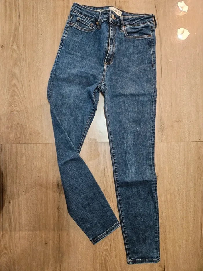 Jean MNG 40