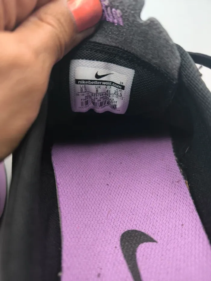 Baskets femme Nike air Musio Taille 40 - photo numéro 8