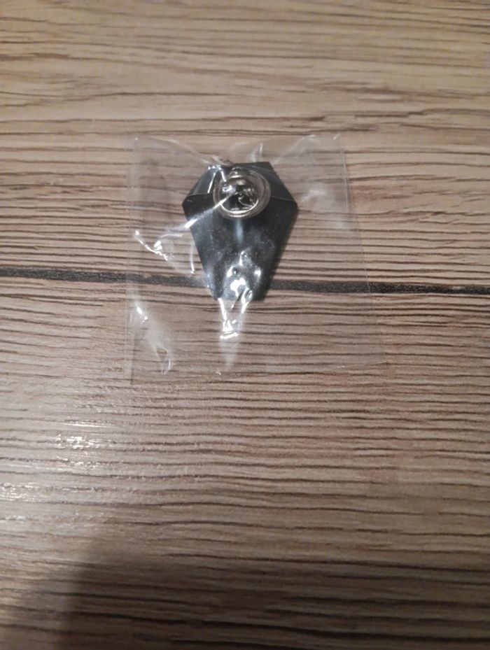 Pin s kalim twisted wonderland - photo numéro 2