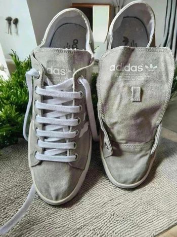 Baskets homme gris clair Adidas 🌹43.5🌹