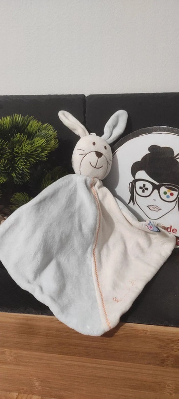doudou lapin blanc jaune beige bleu zig Zag sucre d'orge marron sourire Ancien
