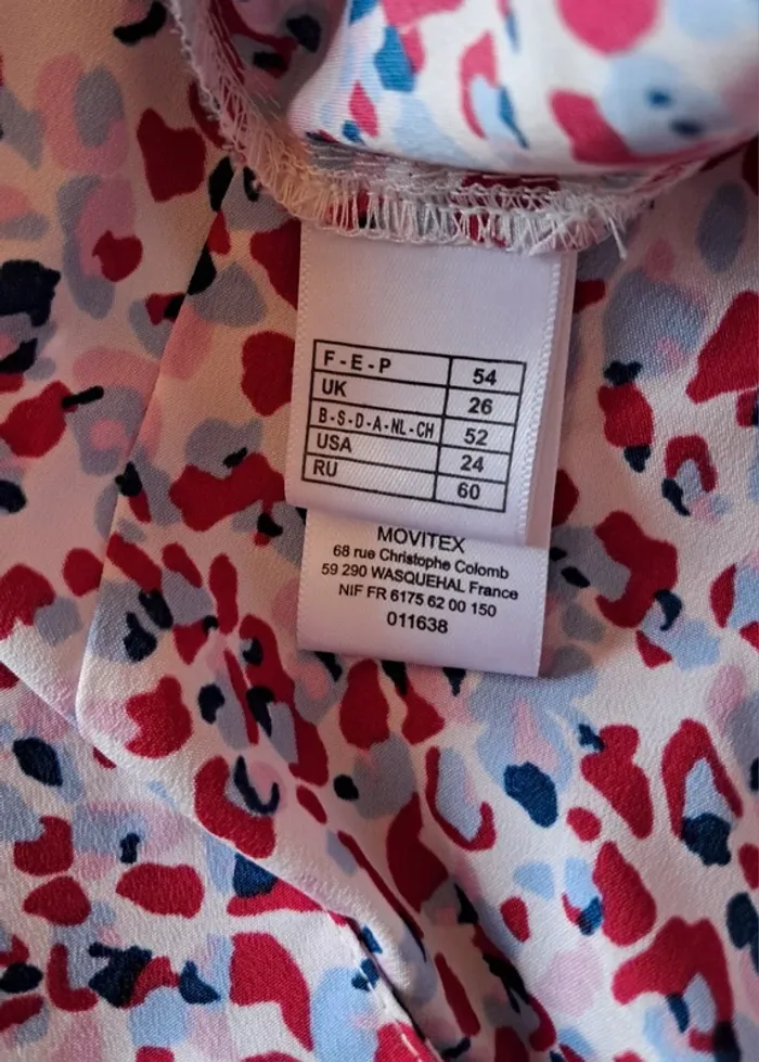 Chemise NEUVE pour femme taille 54 - photo numéro 5