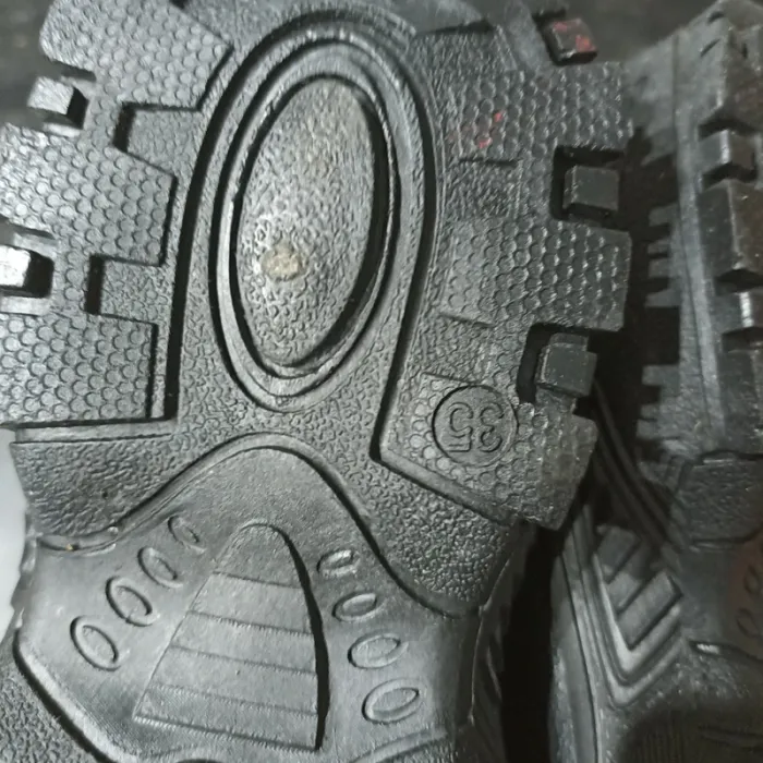 Bottes de neige taille 35 - photo numéro 3
