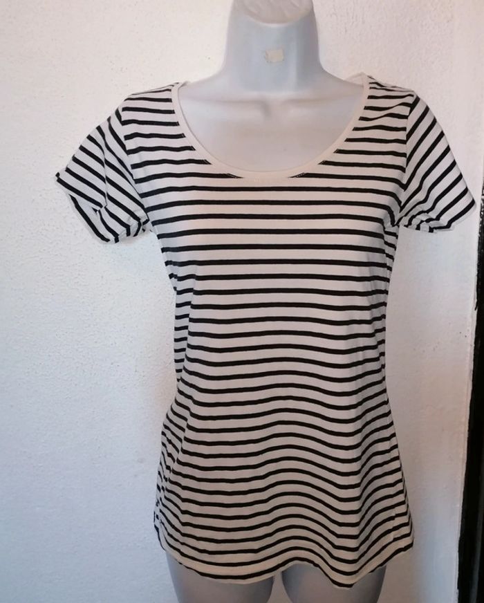 Tee shirt