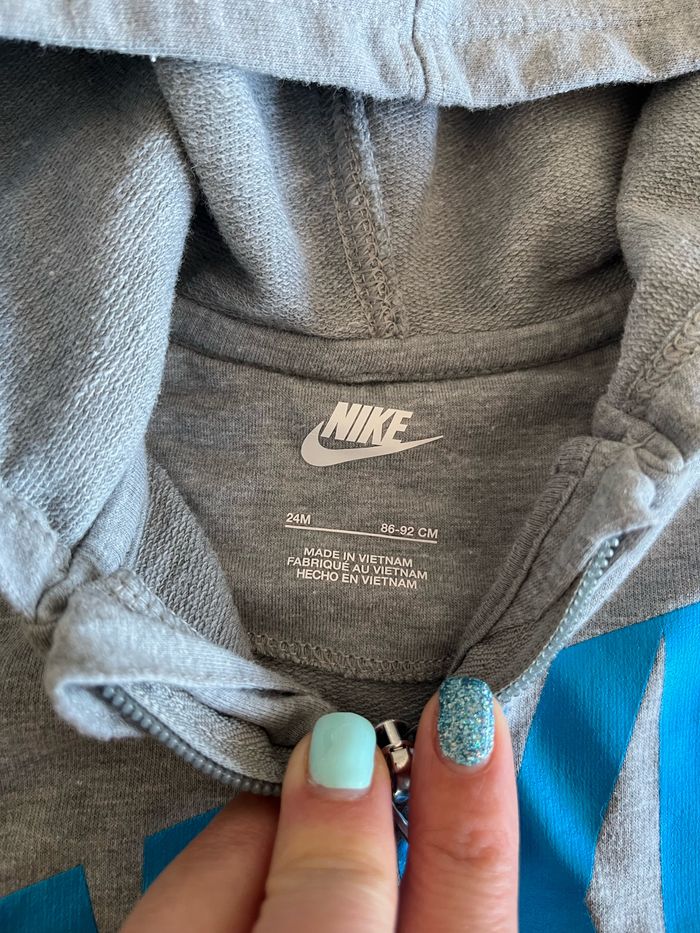 Combinaison Nike 24 mois - photo numéro 3