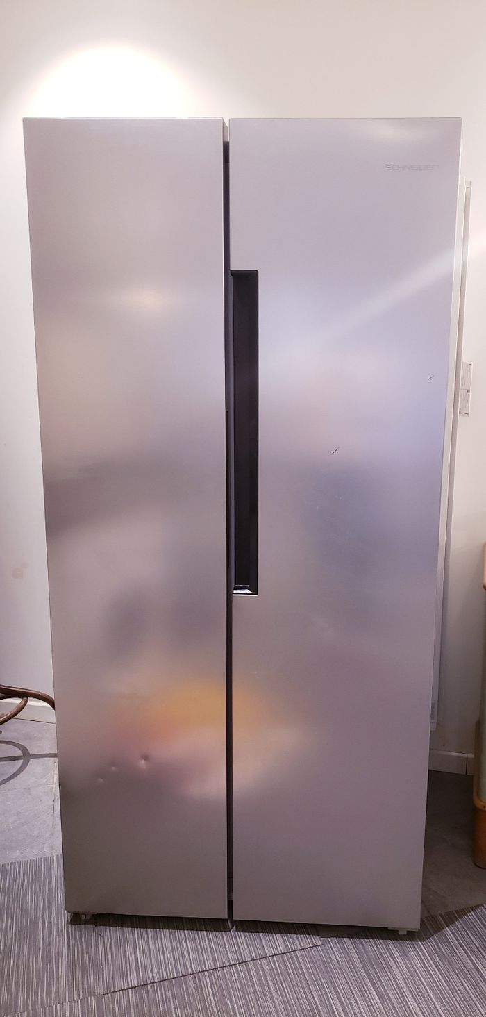 Schneider Réfrigérateur-Congélateur Américain 445 L