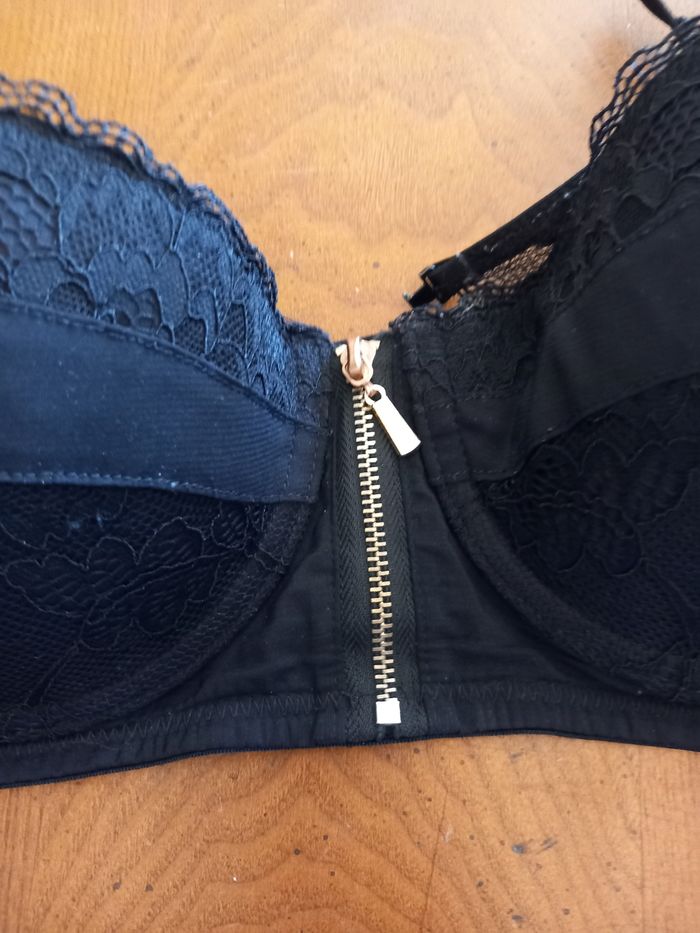 Soutien gorge - photo numéro 4