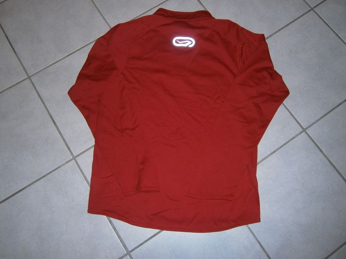 Tee-shirt ML sport rouge DECATHLON Taille S - photo numéro 6