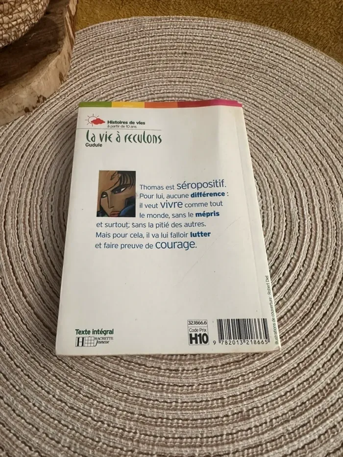 Livre La vie à reculons - photo numéro 2