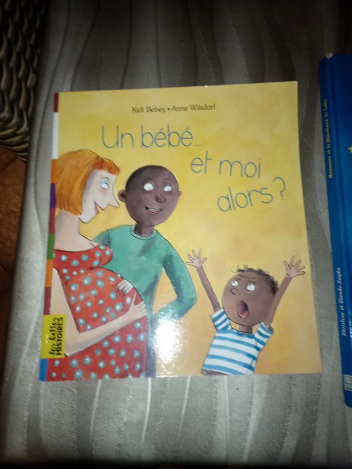 Livres le secret de la petite souris/ bébé et moi alors. - photo numéro 2
