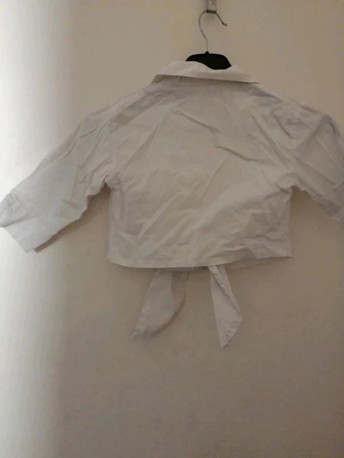 🌸Chemise blanche qui se noue Taille 5 ans🌸 - photo numéro 2